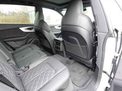 2024 AUDI Q8 照片 30