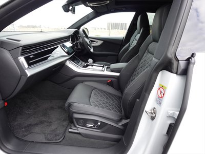 2024 AUDI Q8 照片 32