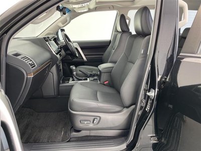 صورة 30 لـ 2023 Toyota LAND CRUISER PRADO