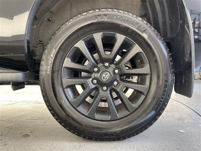 صورة 40 لـ 2023 Toyota LAND CRUISER PRADO