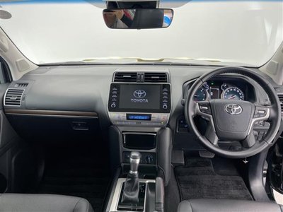صورة 43 لـ 2023 Toyota LAND CRUISER PRADO