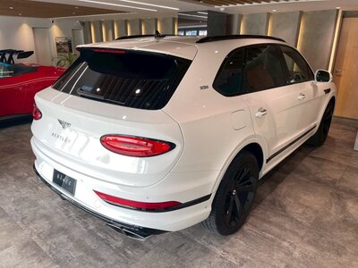 2021 Bentley BENTAYGA 照片 10