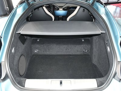 صورة 44 لـ 2025 Ferrari 12 CILINDRI