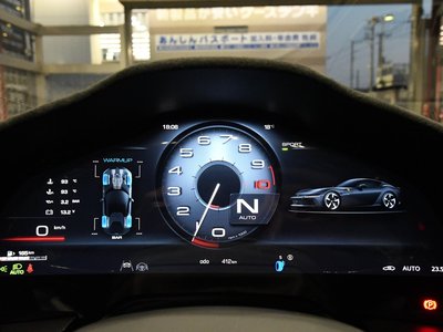 صورة 42 لـ 2025 Ferrari 12 CILINDRI