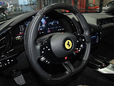 صورة 17 لـ 2025 Ferrari 12 CILINDRI