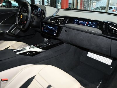 صورة 3 لـ 2025 Ferrari 12 CILINDRI
