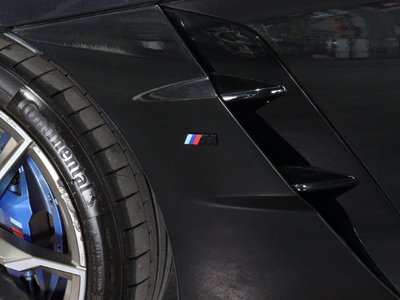 صورة 9 لـ 2023 BMW Z4