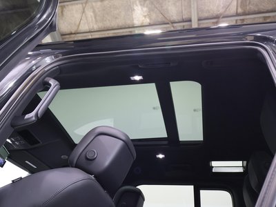 2024 LAND Rover DEFENDER — миниатюра 4