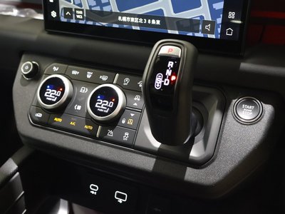 2024 LAND Rover DEFENDER — миниатюра 27