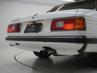 صورة 46 لـ 1986 BMW 7 SERIES