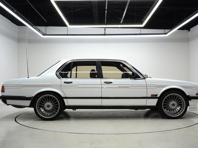 صورة 8 لـ 1986 BMW 7 SERIES