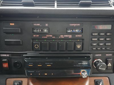 صورة 23 لـ 1986 BMW 7 SERIES