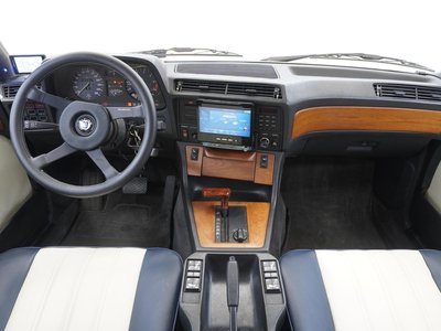 صورة 11 لـ 1986 BMW 7 SERIES