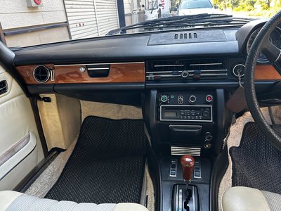 1975 Mercedes-BENZ C-CLASS — фото 4