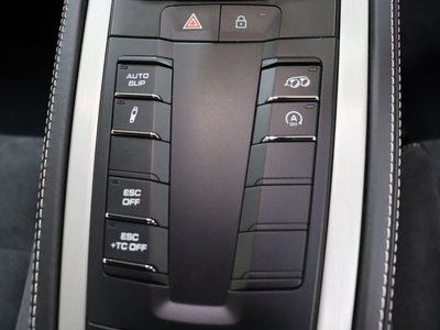 2021 Porsche 718 thumbnail 27