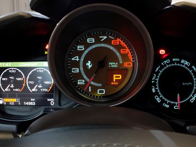 2011 Ferrari CALIFORNIA 照片 10
