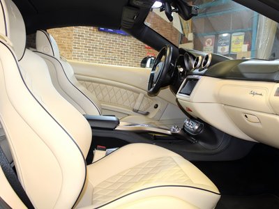 2011 Ferrari CALIFORNIA 照片 14