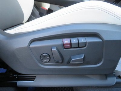 2026 BMW X1 photo 9