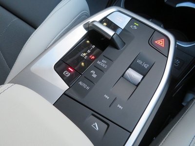 2026 BMW X1 thumbnail 26