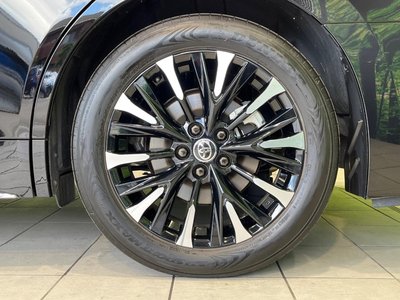 صورة 69 لـ 2025 Toyota ALPHARD