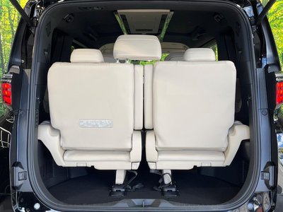 صورة 57 لـ 2025 Toyota ALPHARD