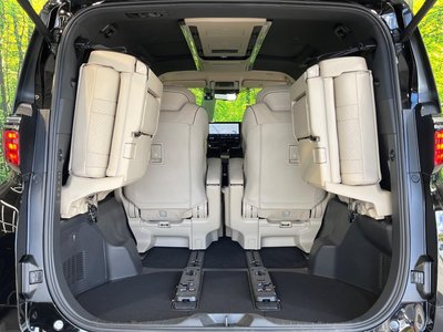 صورة 11 لـ 2025 Toyota ALPHARD