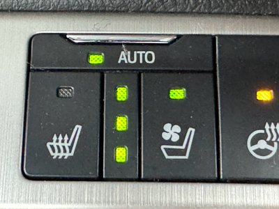 2016 Toyota LAND CRUISER 200 — фото 47