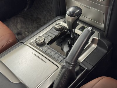 2016 Toyota LAND CRUISER 200 — фото 56