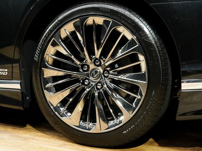 صورة مصغرة 57 لـ 2021 Lexus LS