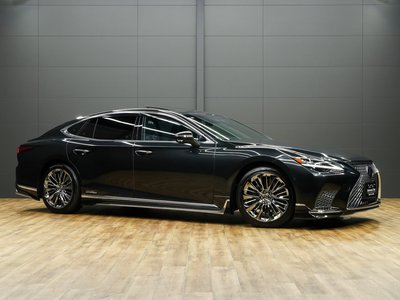 صورة مصغرة 10 لـ 2021 Lexus LS
