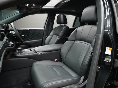 صورة مصغرة 21 لـ 2021 Lexus LS