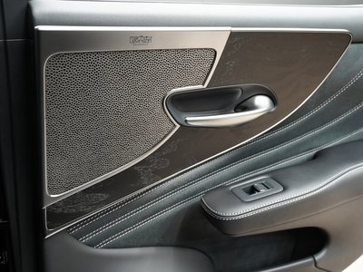 صورة مصغرة 76 لـ 2021 Lexus LS