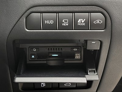 صورة مصغرة 17 لـ 2021 Lexus LS