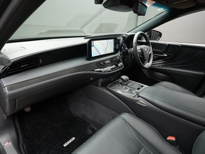صورة مصغرة 71 لـ 2021 Lexus LS