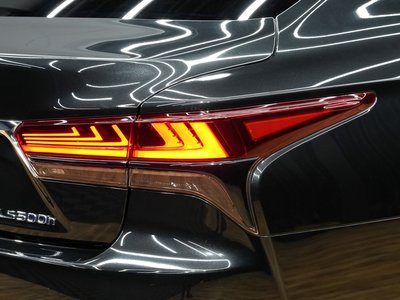 صورة مصغرة 62 لـ 2021 Lexus LS