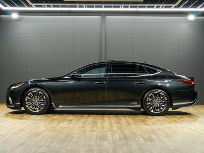 صورة مصغرة 31 لـ 2021 Lexus LS