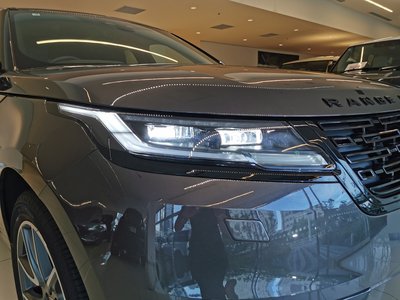 2025 LAND Rover RANGE ROVER VELAR — миниатюра 8