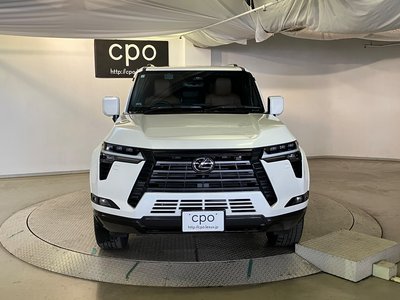 2025 Lexus GX photo 4