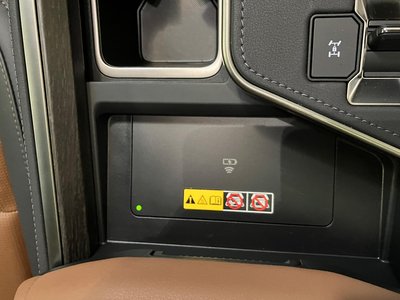2025 Lexus GX photo 27