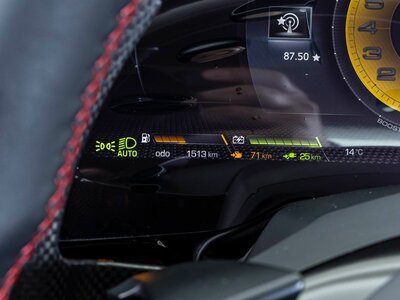 2021 Ferrari SF90 STRADALE 照片 9