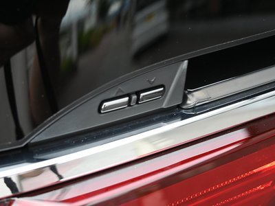 2026 Lexus LM thumbnail 57