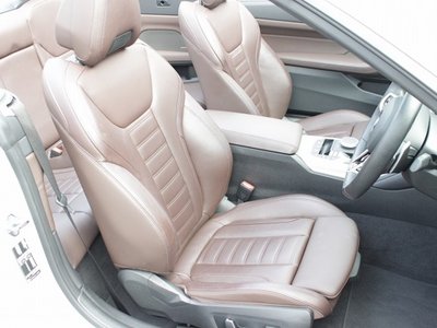 صورة 17 لـ 2025 BMW 4 SERIES CABRIOLET