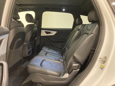 صورة 49 لـ 2024 AUDI Q7