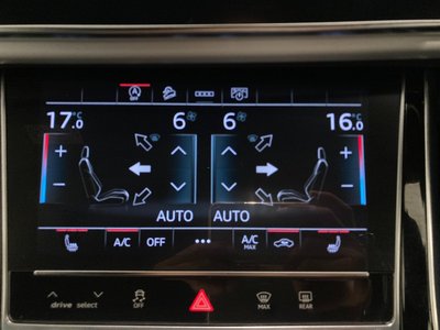 صورة 25 لـ 2024 AUDI Q7