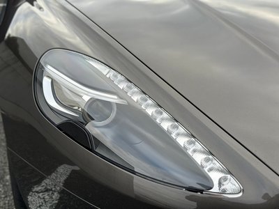 2016 Aston Martin DB9 — миниатюра 18