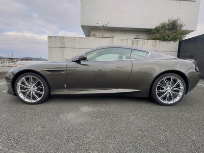 2016 Aston Martin DB9 — миниатюра 5