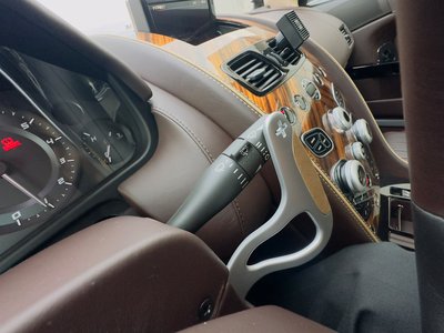 2016 Aston Martin DB9 — миниатюра 63