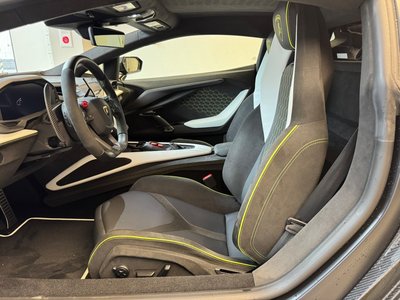 صورة 20 لـ 2024 Lamborghini REVUELTO