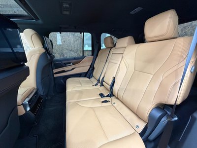 2024 Lexus LX thumbnail 36