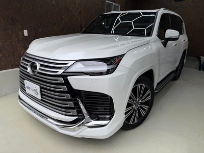 2024 Lexus LX photo 1
